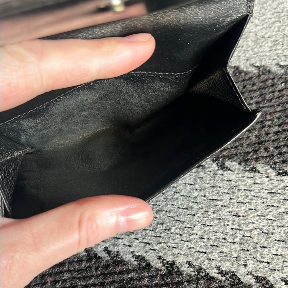 Gucci Black Leather Wallet - Picture 7 of 12
